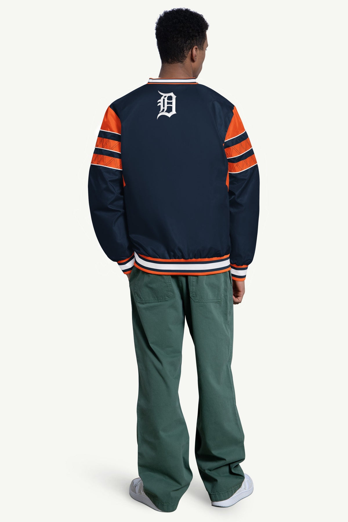 Starter MENS DETROIT TIGERS ENFORCER V-NECK PULLOVER JACKET