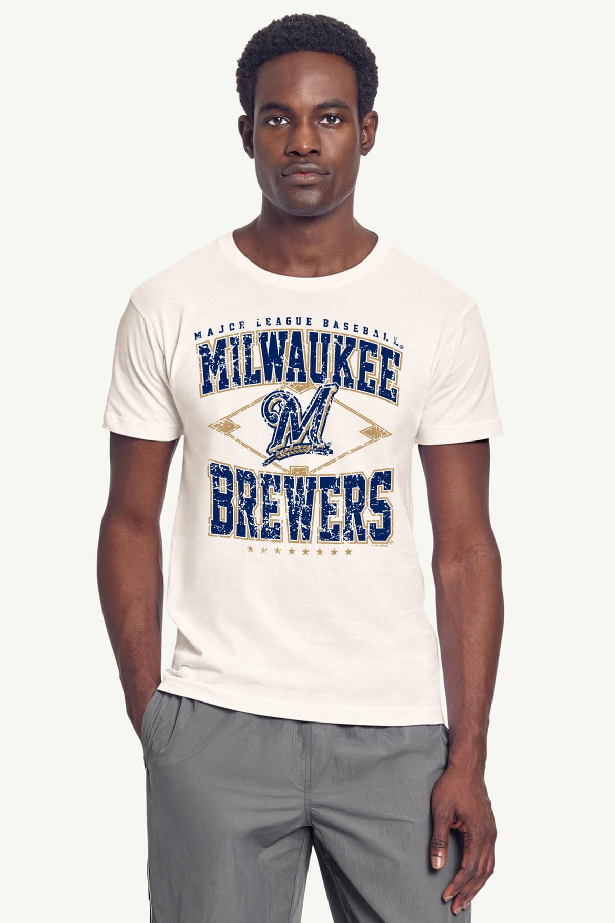 Starter MENS MILWAUKEE BREWERS DISTRESSED COOPERSTOWN DIAMOND SHORT SLEEVE T SHIRT