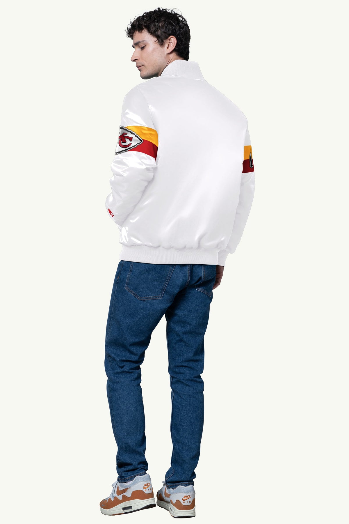 Starter MENS KANSAS CITY CHIEFS TRIPLE OPTION SATIN VARSITY JACKET
