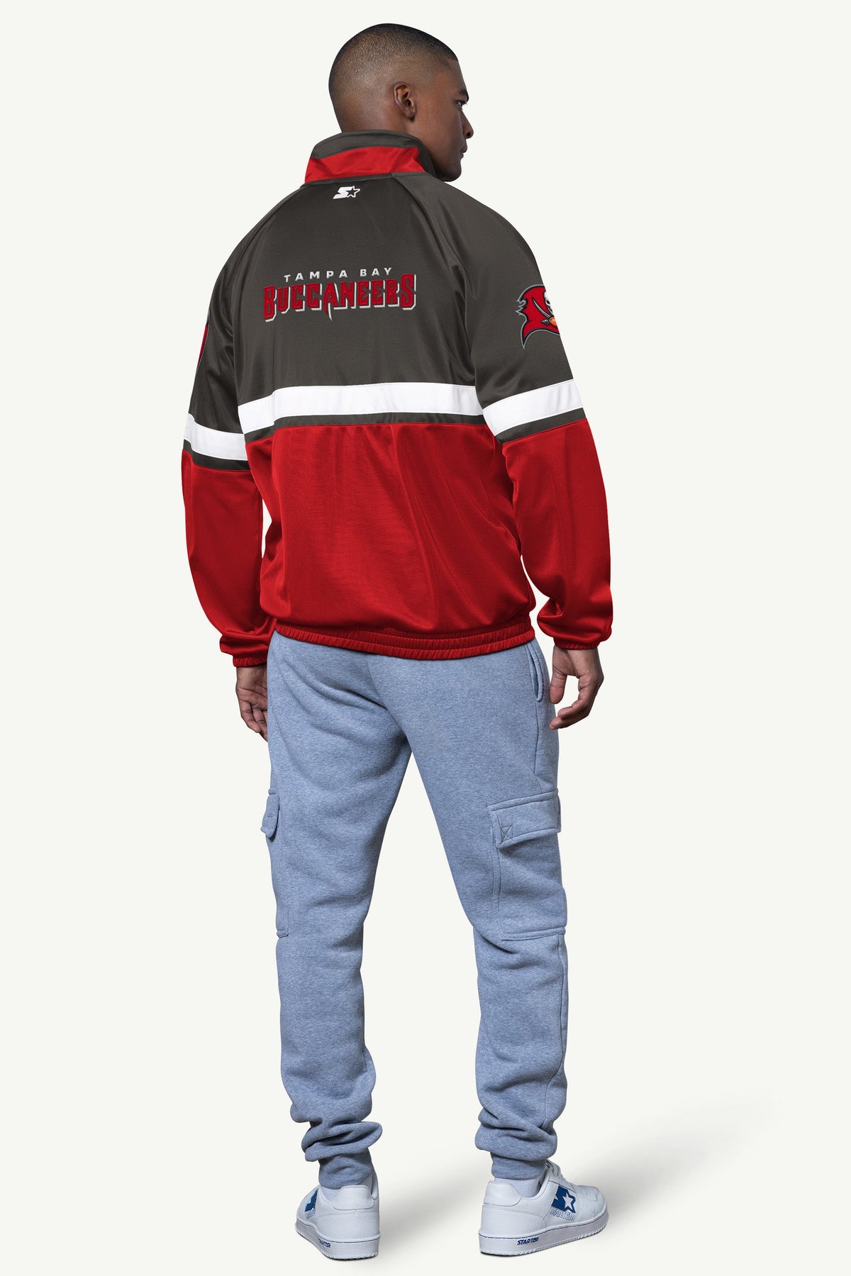 Starter MENS TAMPA BAY BUCCANEERS VETERAN TRACK JACKET