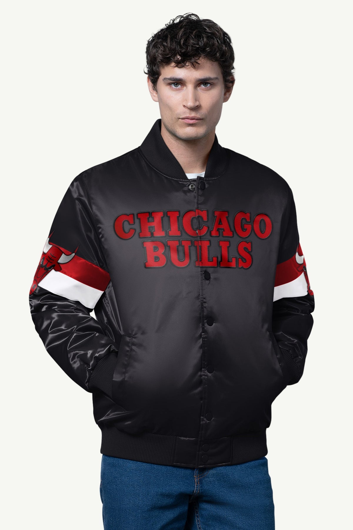 Starter MENS CHICAGO BULLS TRIPLE OPTION SATIN VARSITY JACKET