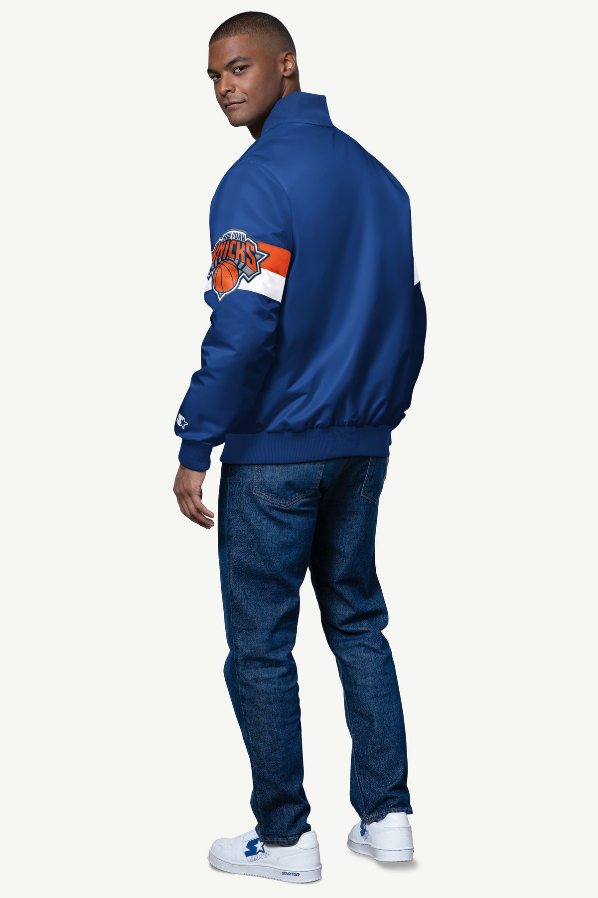 Starter MENS NEW YORK KNICKS TRIPLE OPTION SATIN VARSITY JACKET