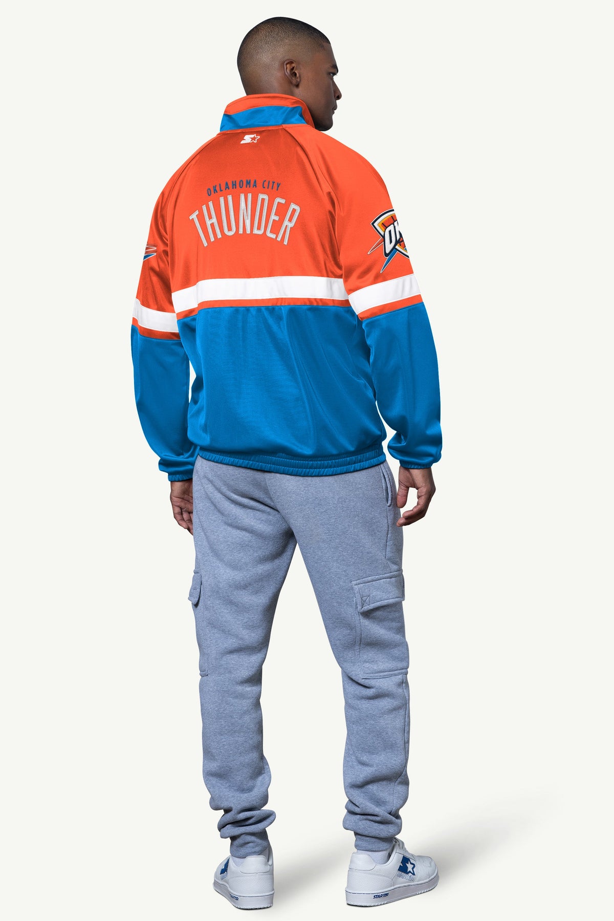 Starter MENS OKLAHOMA CITY THUNDER VETERAN TRACK JACKET