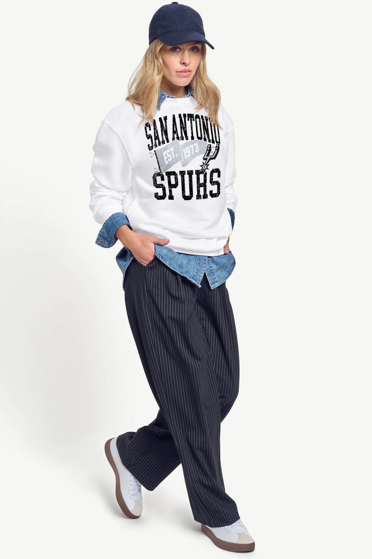 Starter WOMENS SAN ANTONIO SPURS PENNANT SWEATSHIRT